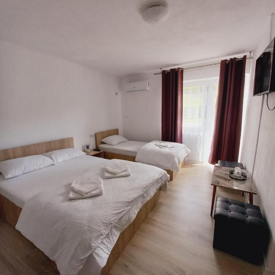 Ferienwohnung Casa Alexia Pescari Exterior foto
